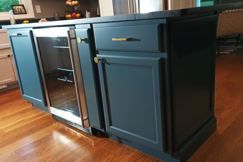 RjkPainting-Cabinet-Refinish